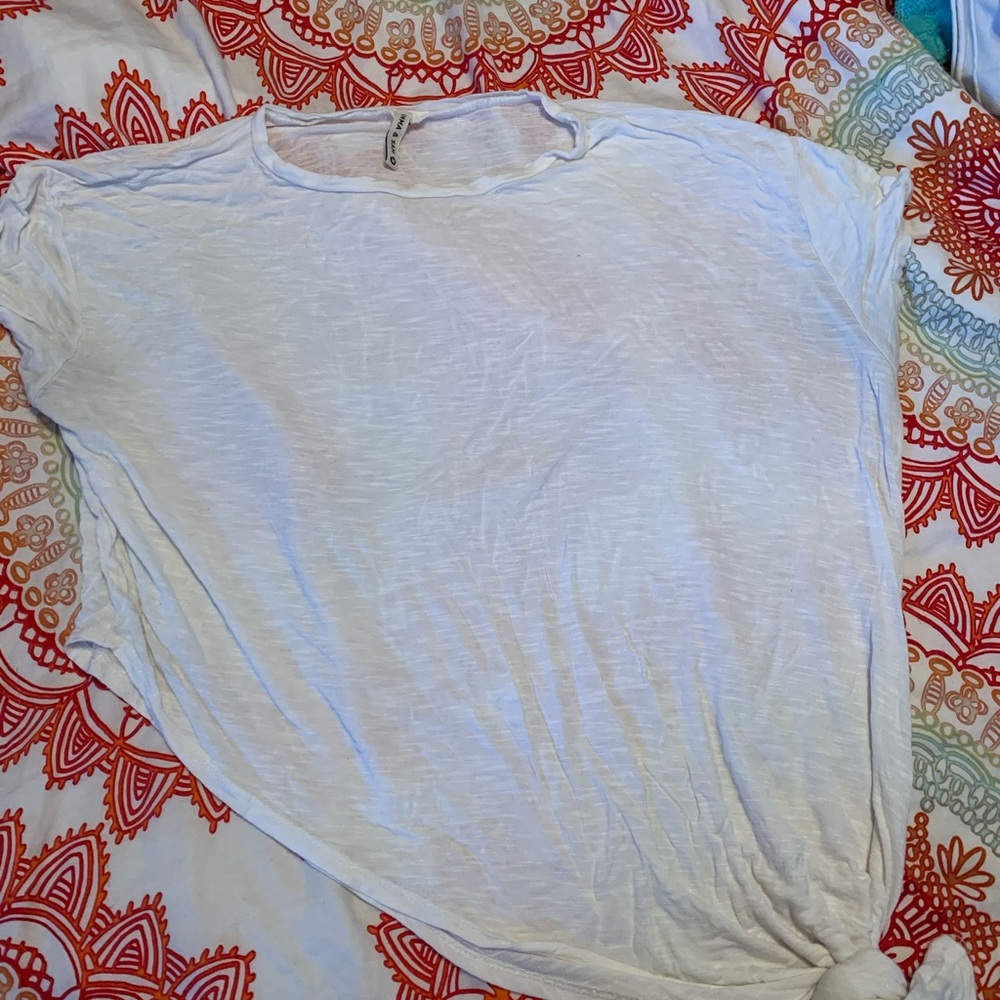 LF Emma and Sam white knotted tee